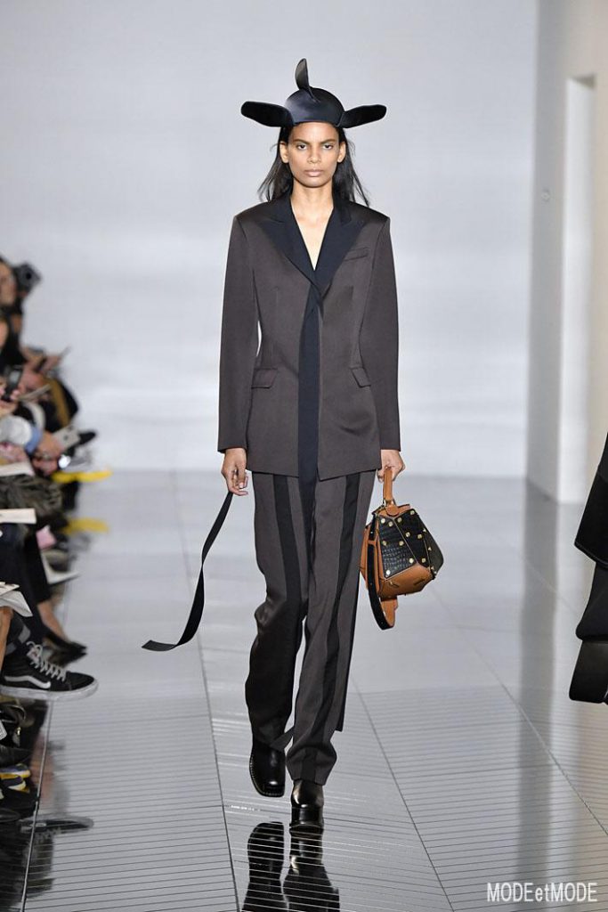 Loewe Paris Fashion Week RTW FW19_20 – Paris – Feb/Mar 2019