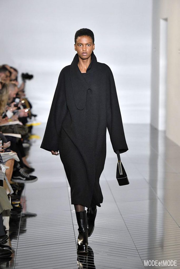 Loewe Paris Fashion Week RTW FW19_20 – Paris – Feb/Mar 2019