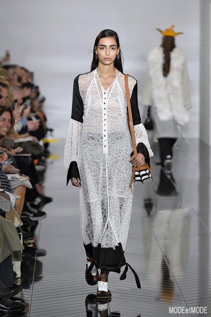 Loewe Paris Fashion Week RTW FW19_20 – Paris – Feb/Mar 2019