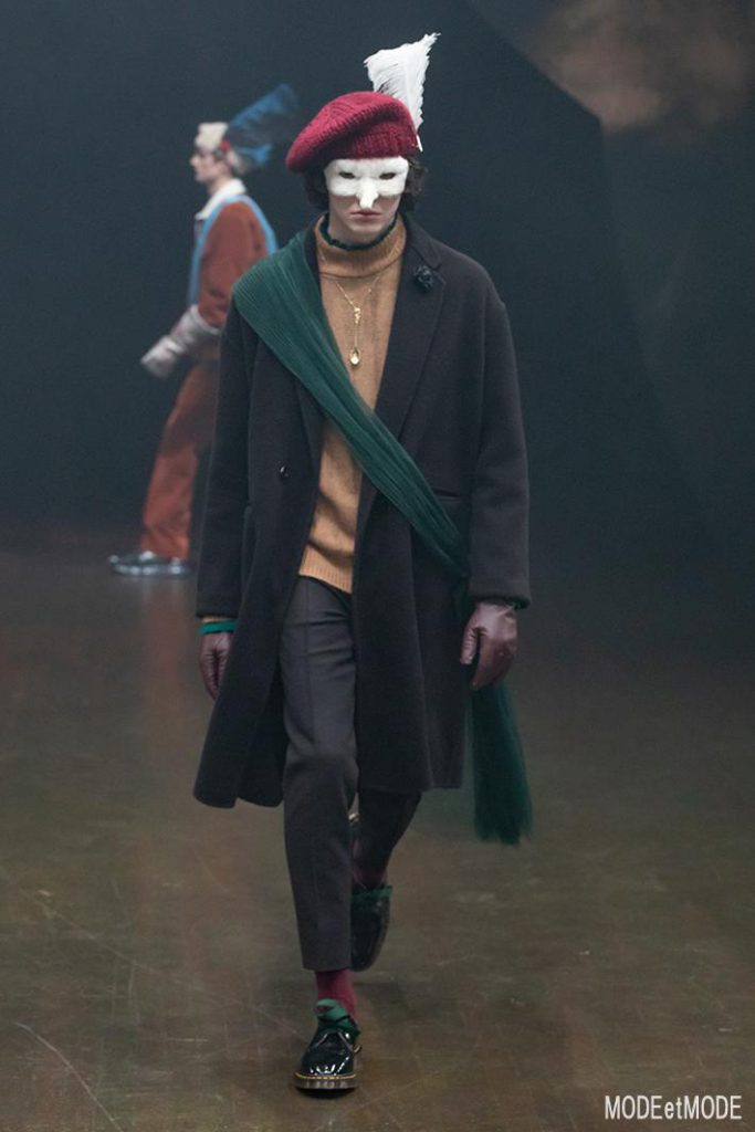 undercover_aw19_013
