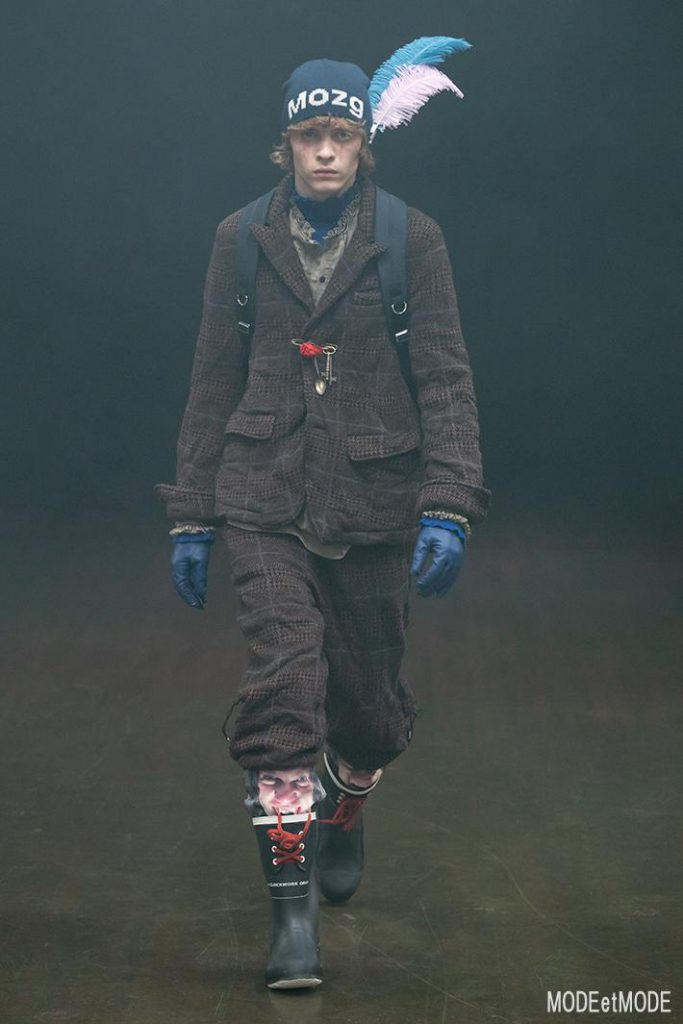 undercover_aw19_015