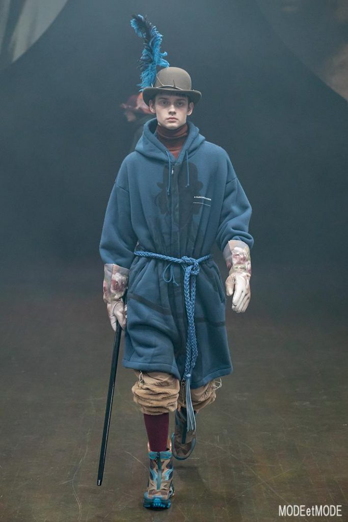 undercover_aw19_034