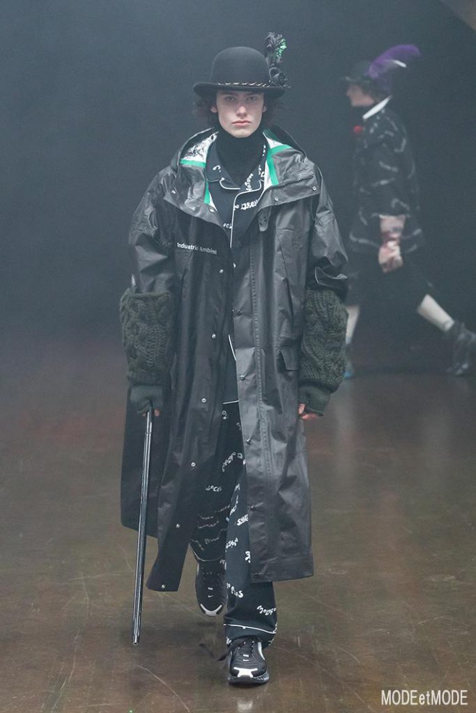 undercover_aw19_039