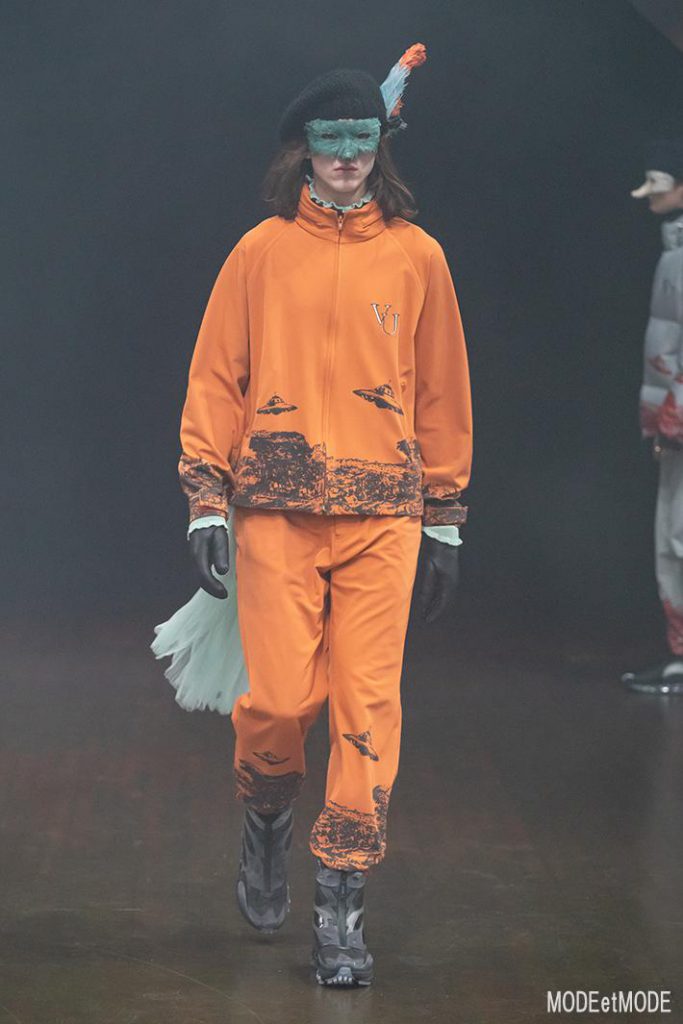 undercover_aw19_043
