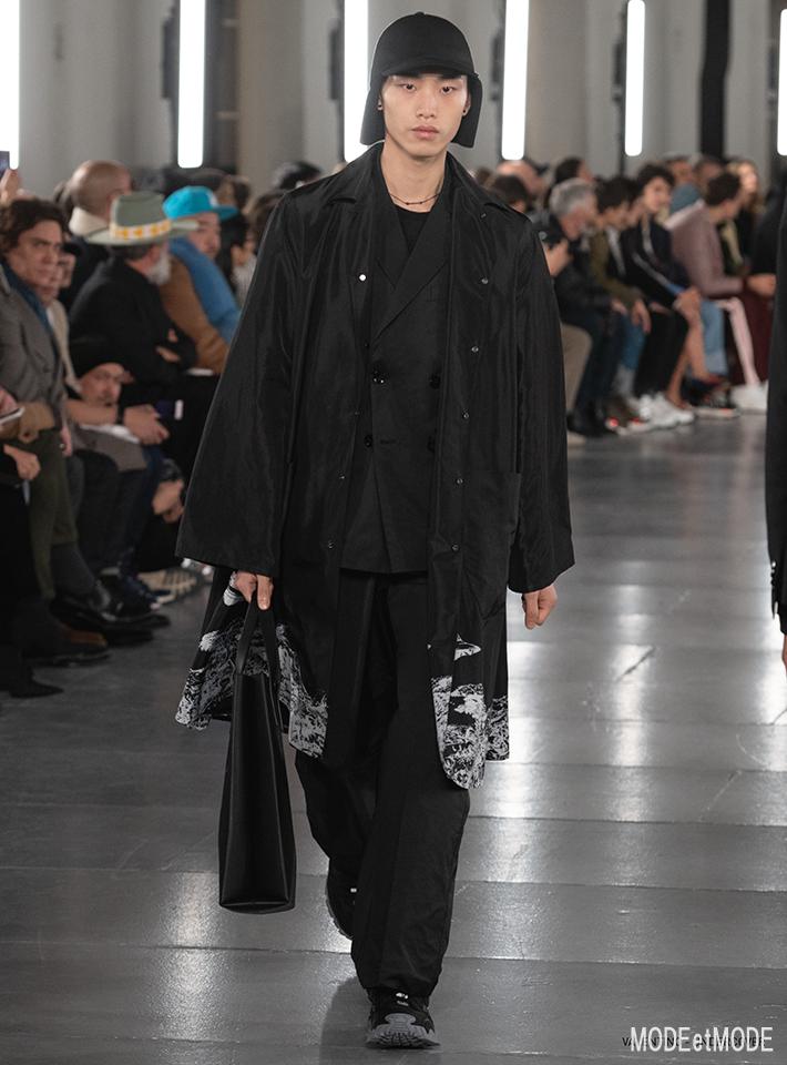 valention_aw19_006