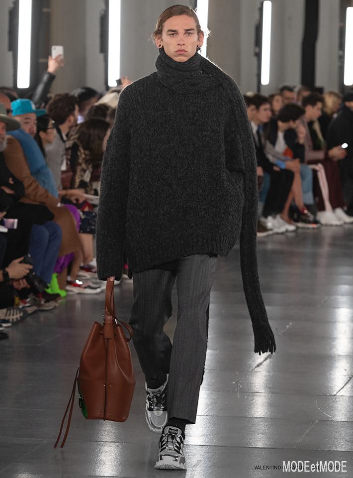 valention_aw19_018