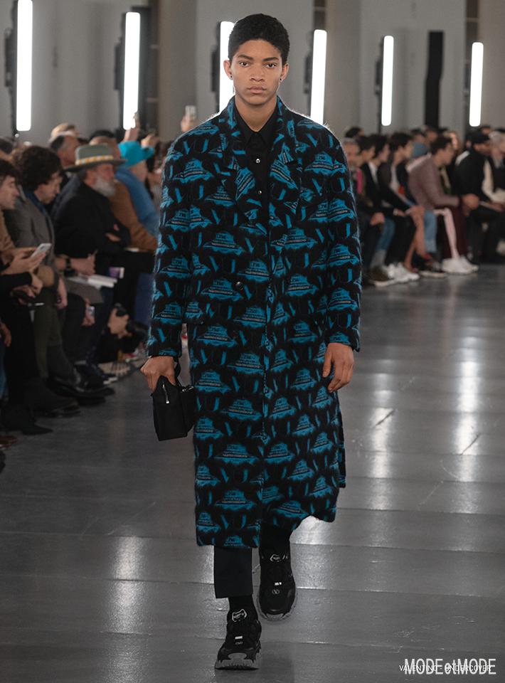 valention_aw19_033