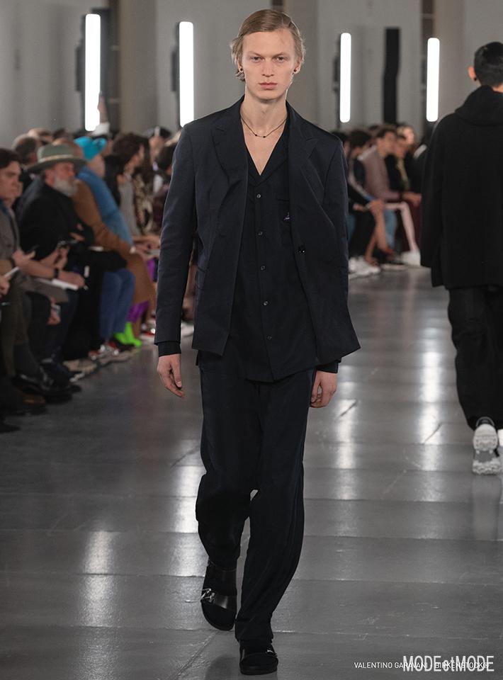 valention_aw19_036