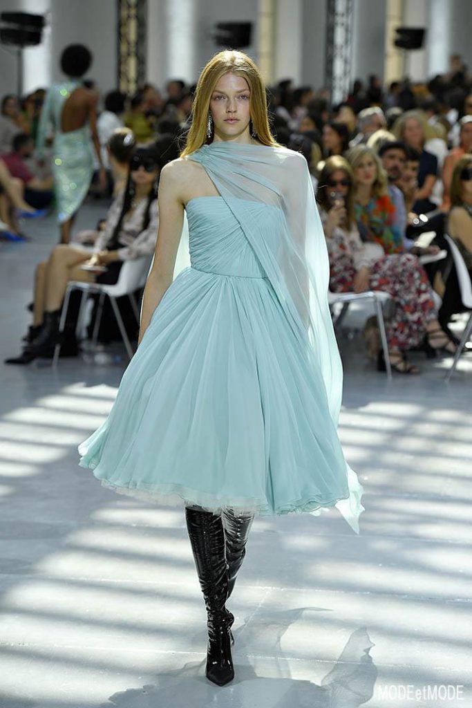 alexandre_vauthier_aw19hc_026