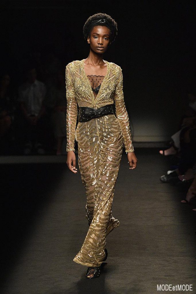 DUNDAS : Runway – Paris Fashion Week – Haute Couture Fall/Winter 2019/2020