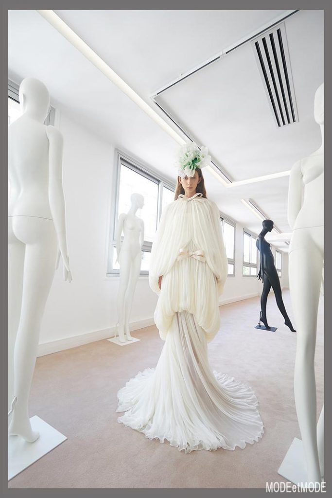 giambattista_valli_aw19hc_006