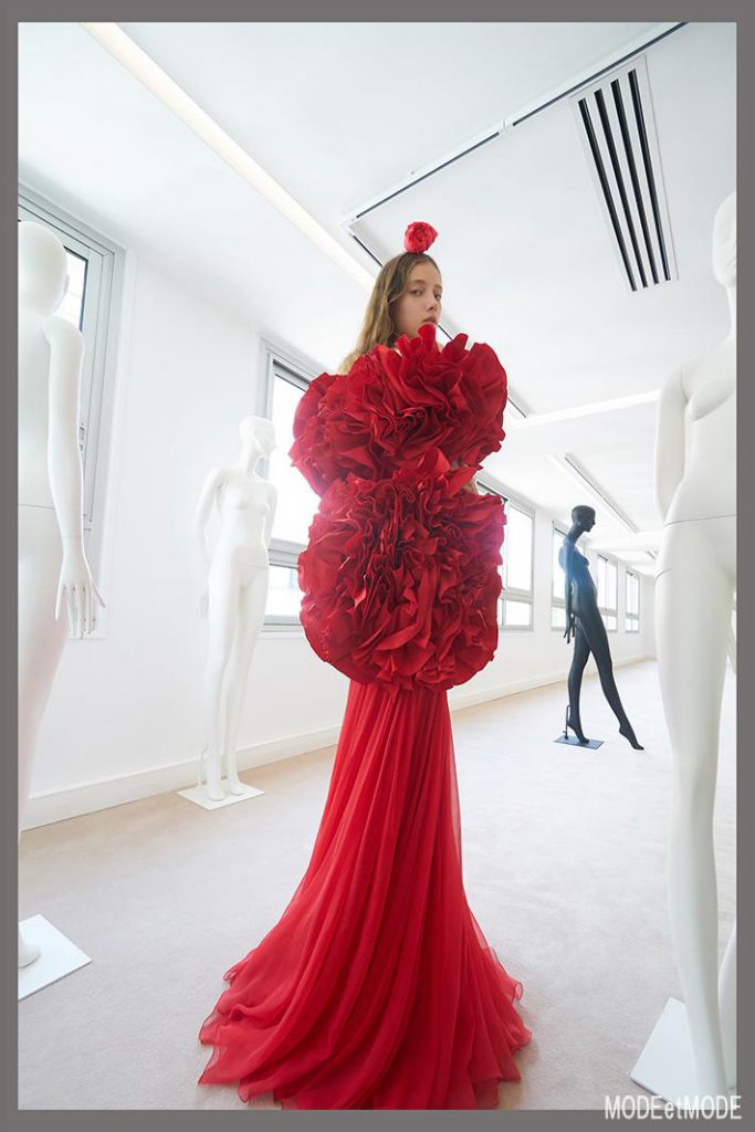 giambattista_valli_aw19hc_010