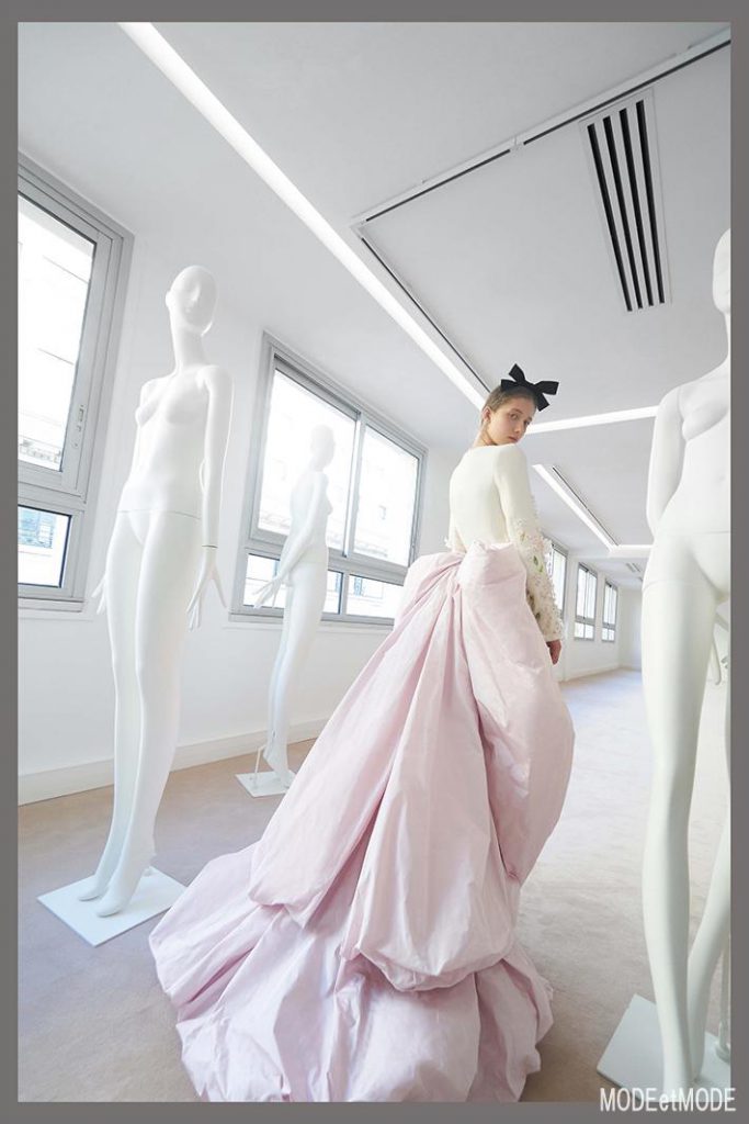 giambattista_valli_aw19hc_012