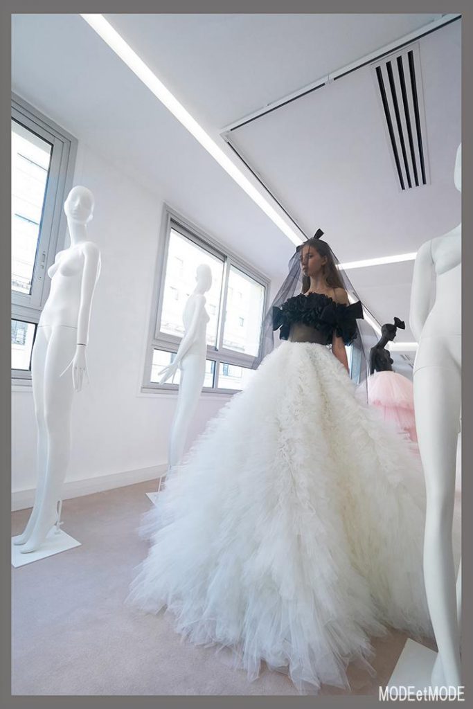 giambattista_valli_aw19hc_023