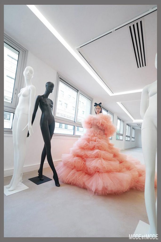 giambattista_valli_aw19hc_031