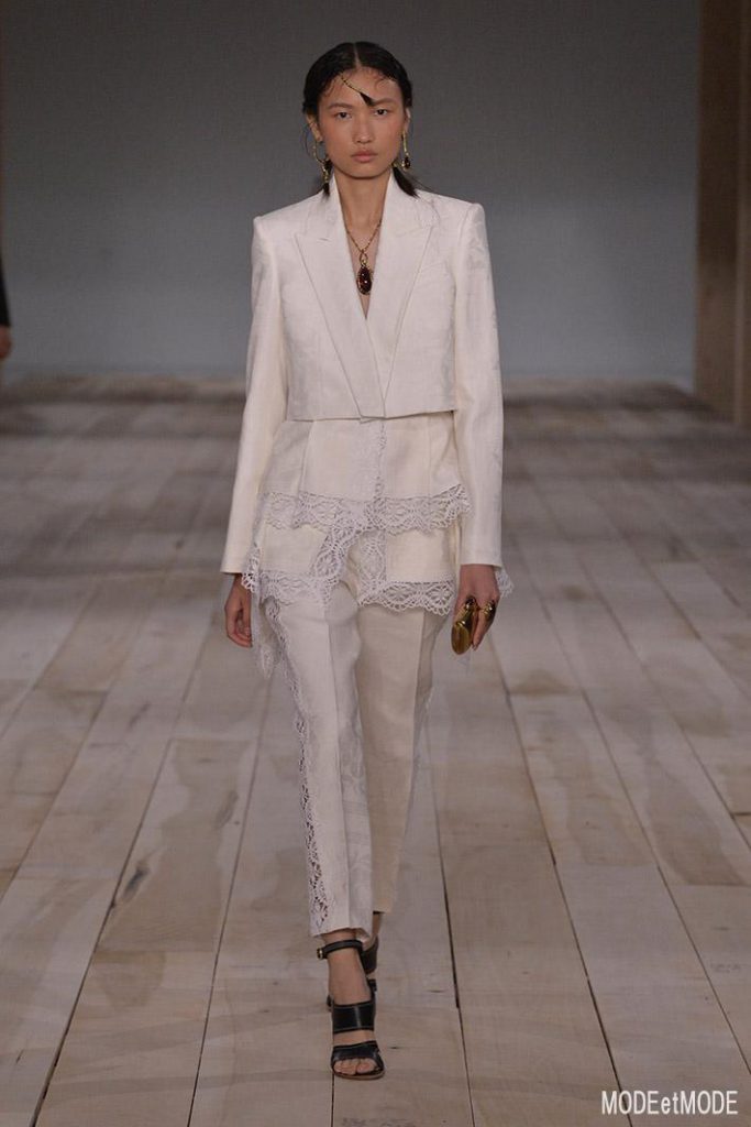 Alexander McQueen_ss20_015
