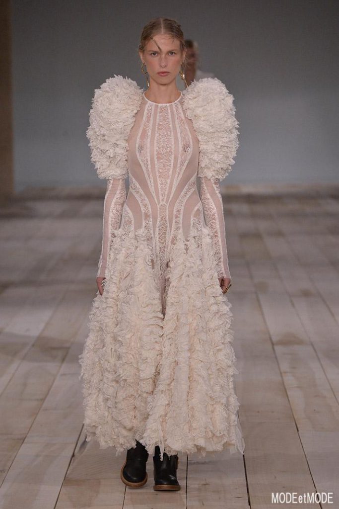 Alexander McQueen_ss20_033