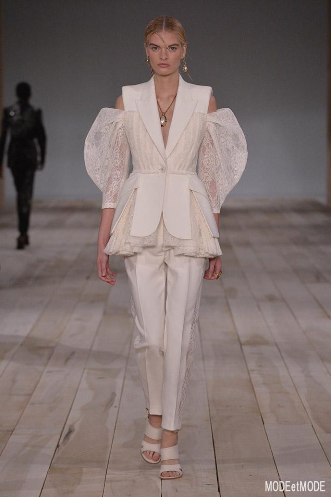 Alexander McQueen_ss20_034