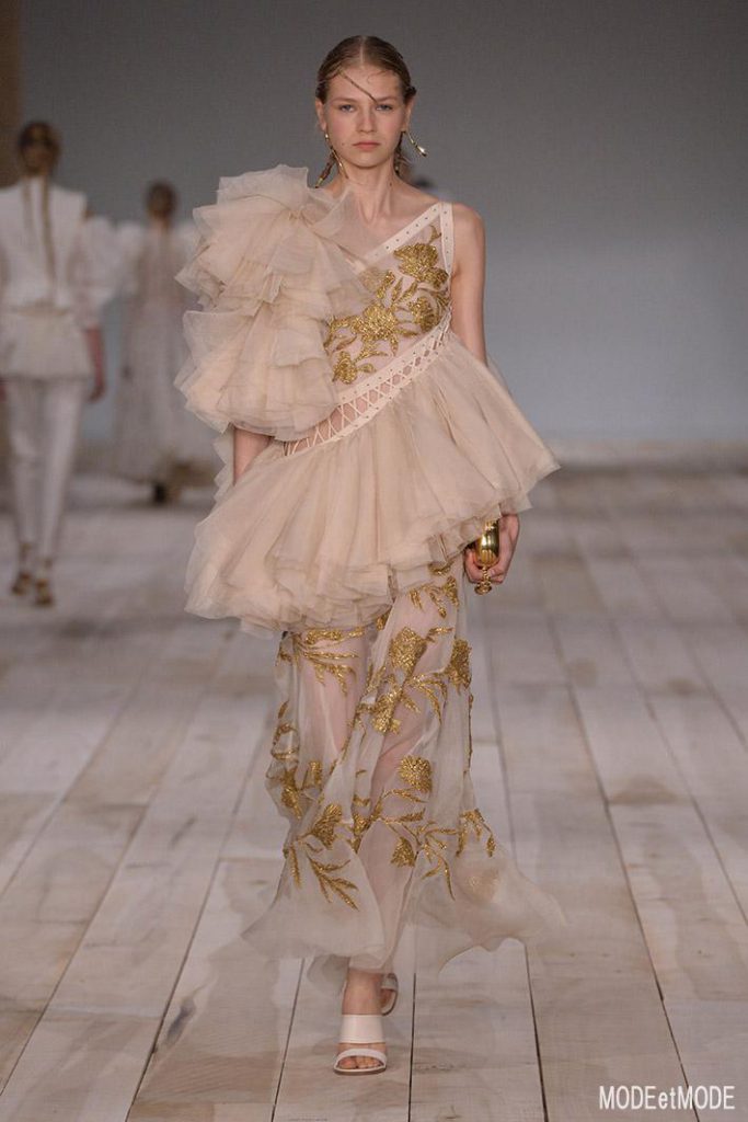 Alexander McQueen_ss20_036