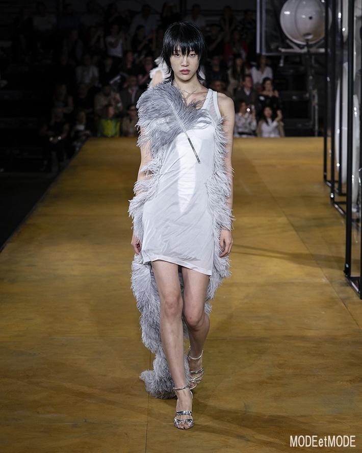 Burberry_ss20_012
