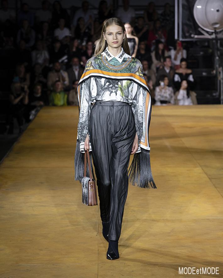 Burberry_ss20_018