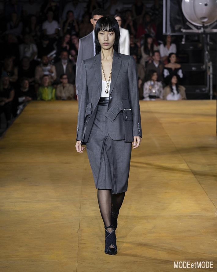 Burberry_ss20_039