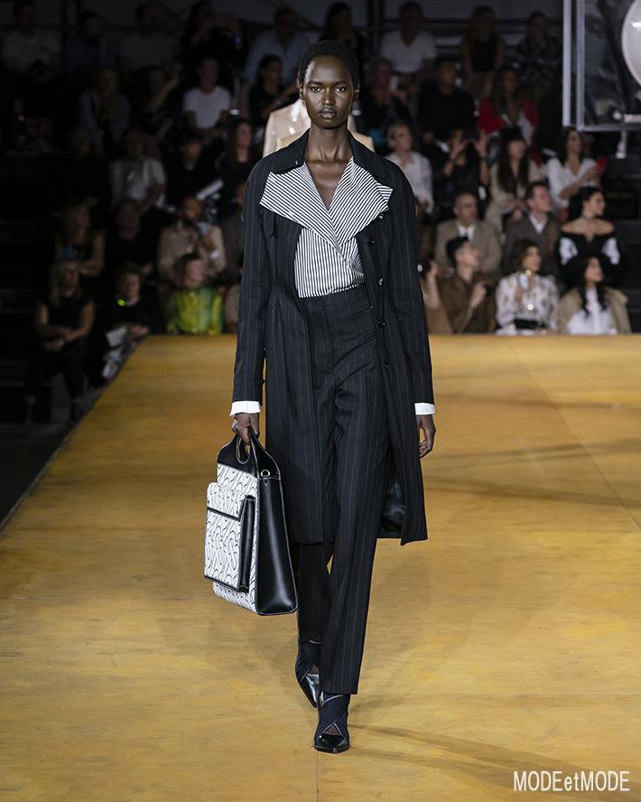 Burberry_ss20_046