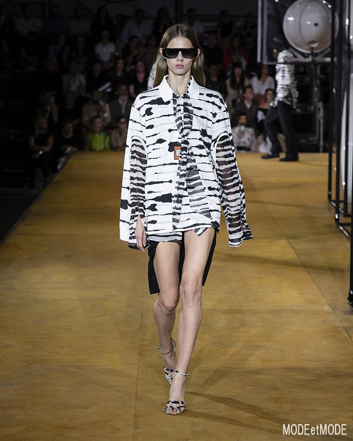 Burberry_ss20_067