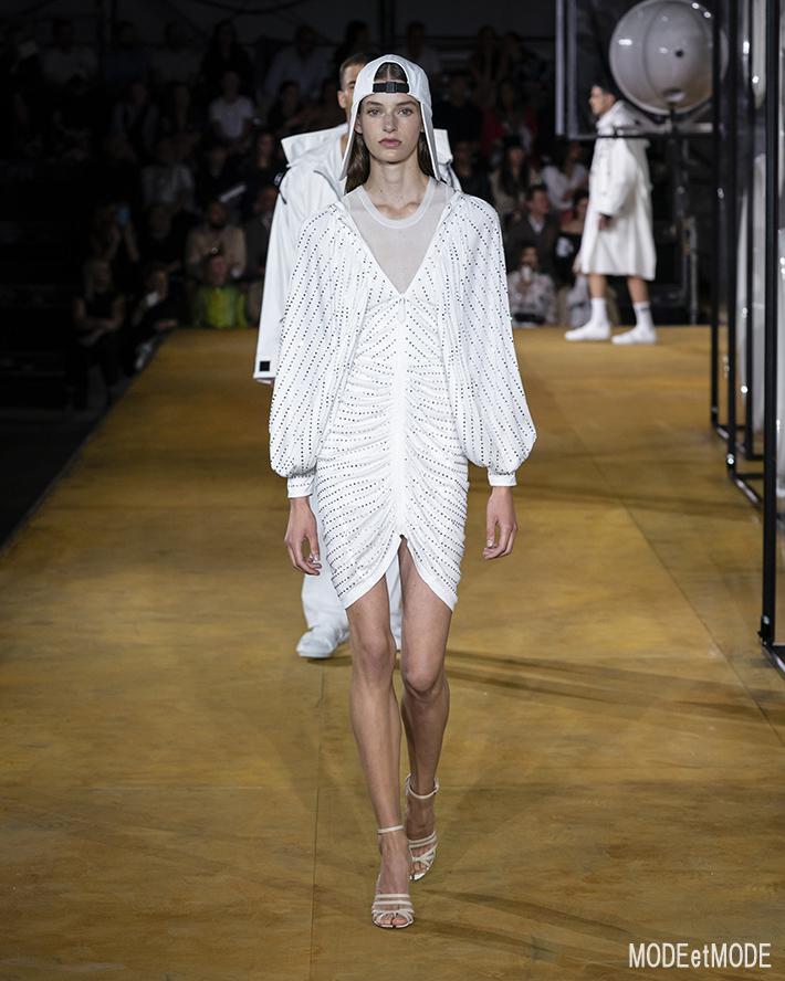 Burberry_ss20_074