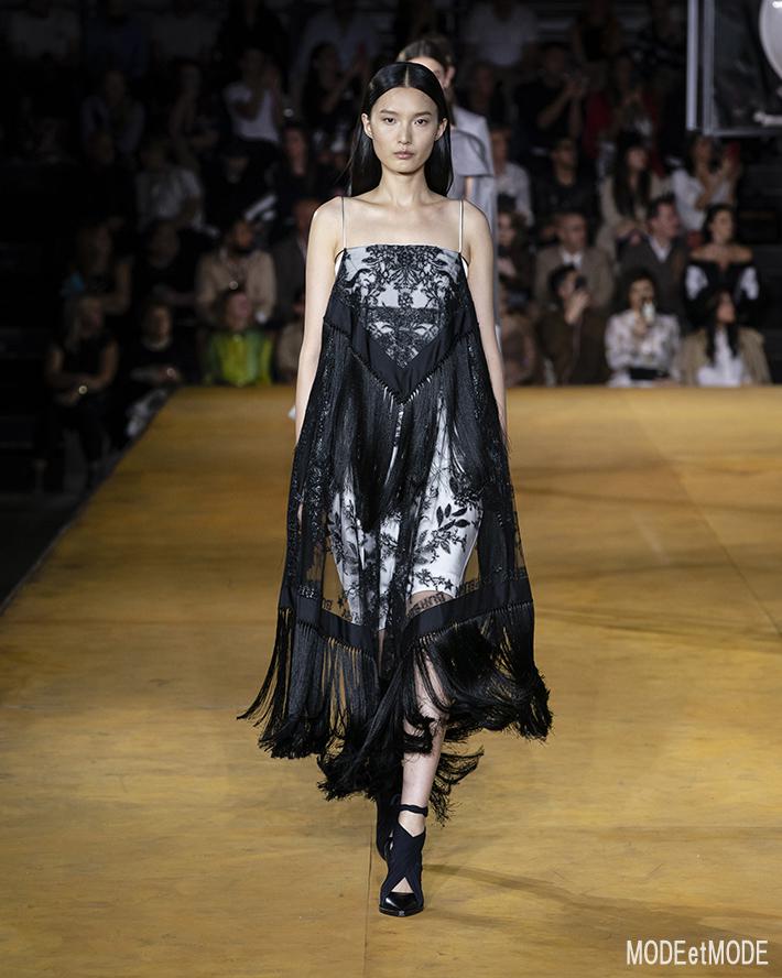 Burberry_ss20_077