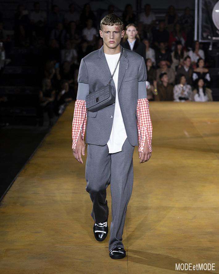 Burberry_ss20_082
