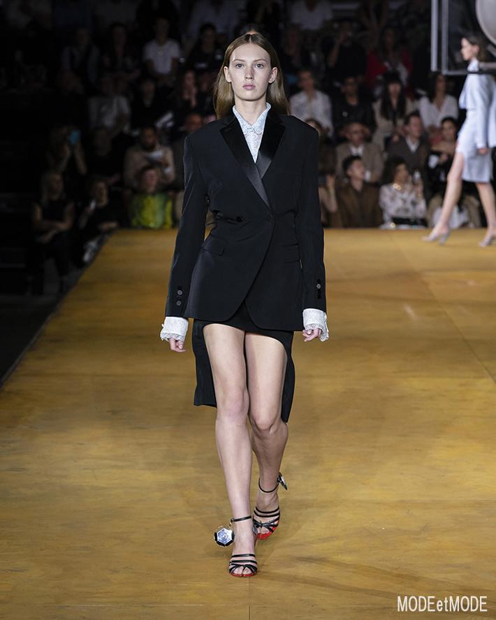 Burberry_ss20_083