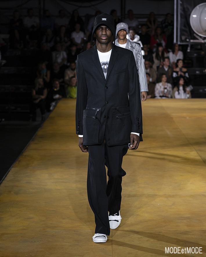 Burberry_ss20_090