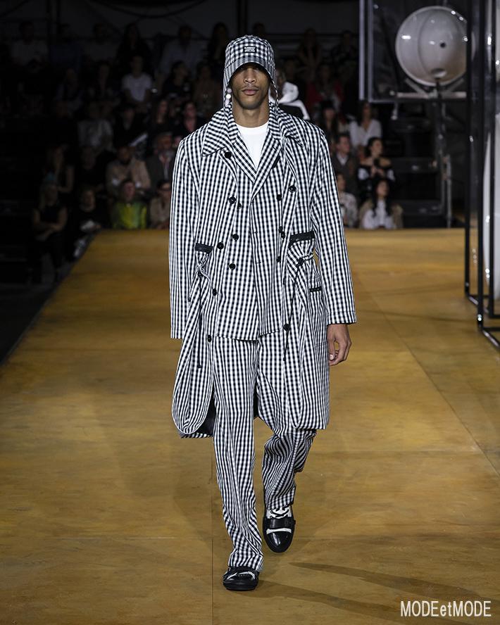 Burberry_ss20_091