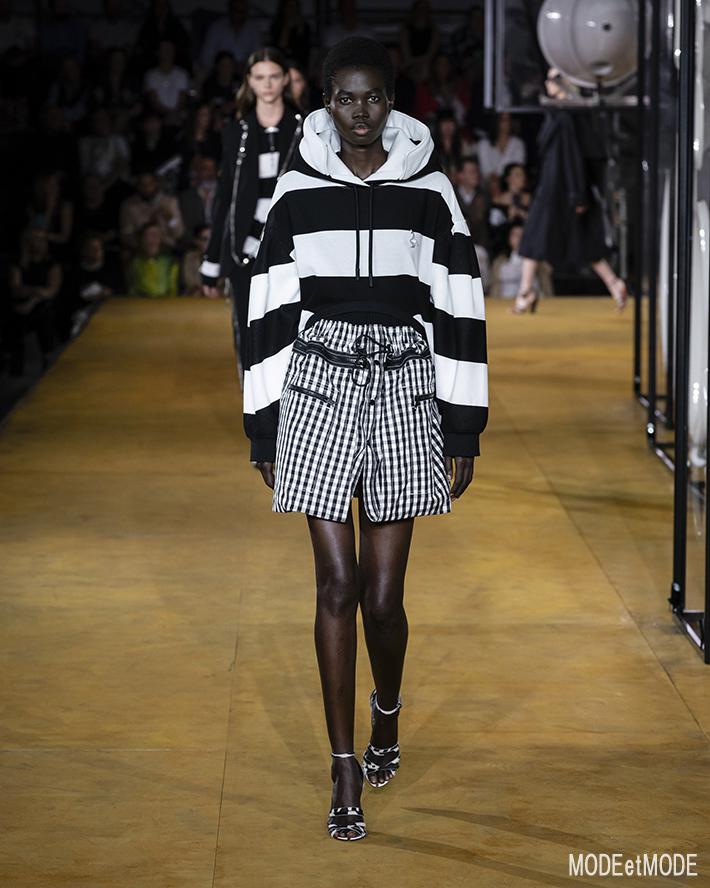 Burberry_ss20_092