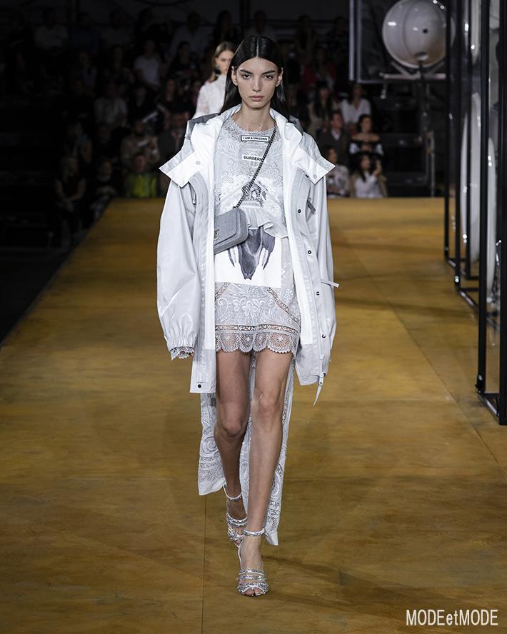 Burberry_ss20_107