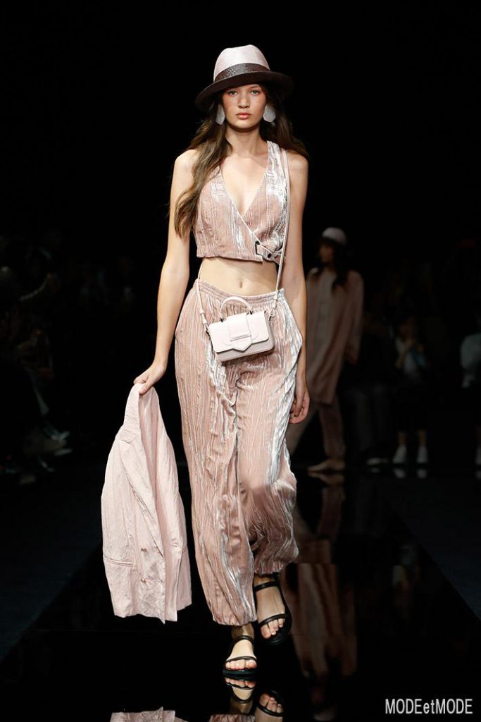 EMPORIO_ARMANI_ss20_005