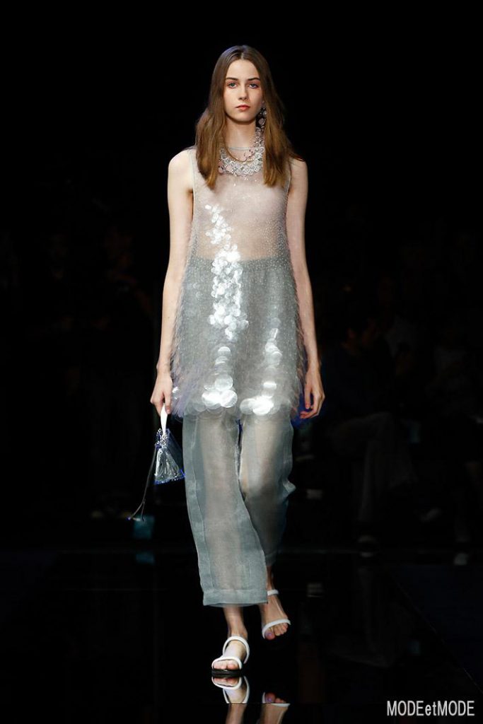 EMPORIO_ARMANI_ss20_053