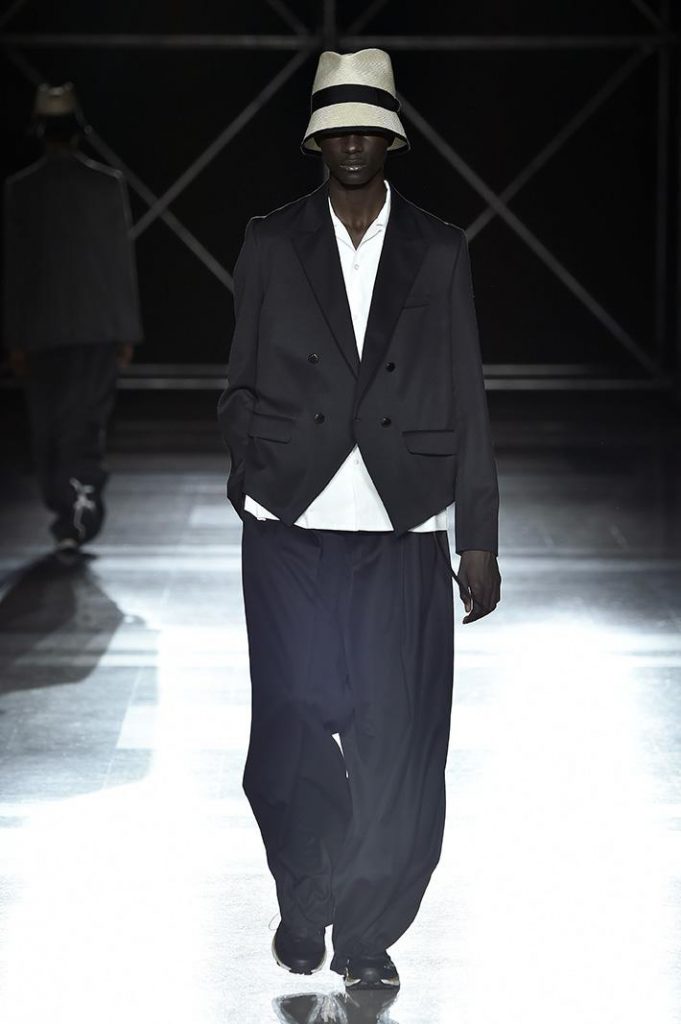 Fumito Ganryu : Runway – Paris Fashion Week – Menswear Spring/Summer 2020