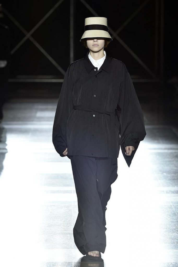 Fumito Ganryu : Runway – Paris Fashion Week – Menswear Spring/Summer 2020