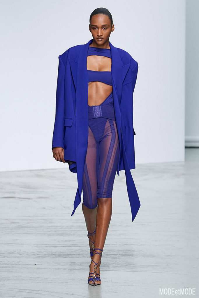 MUGLER_ss20_035