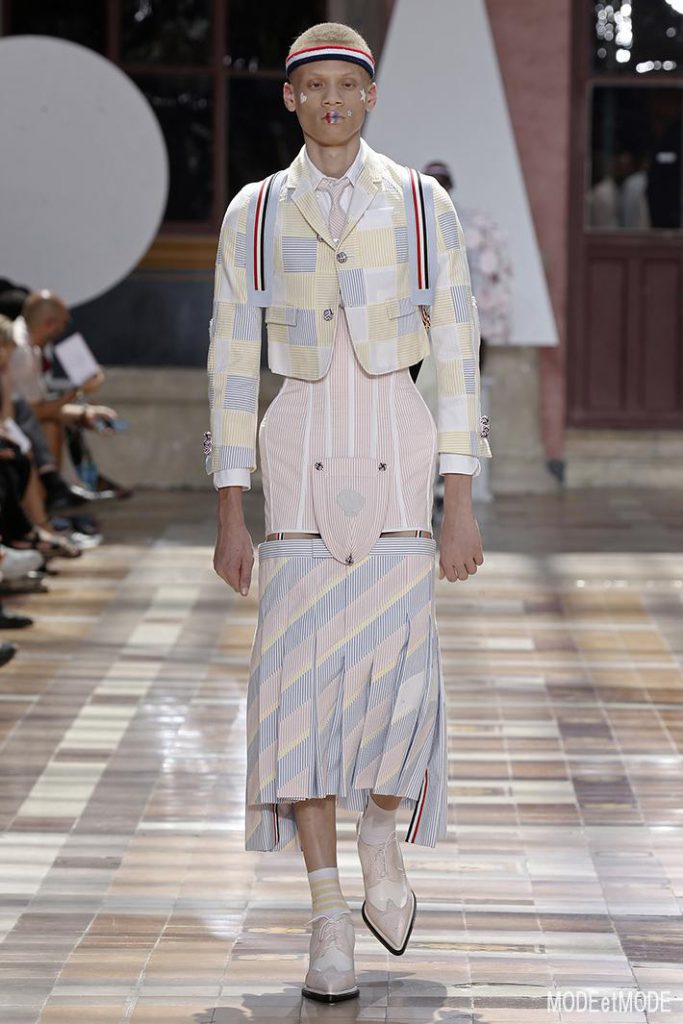 THOM BROWNE. MEN_ss20_017