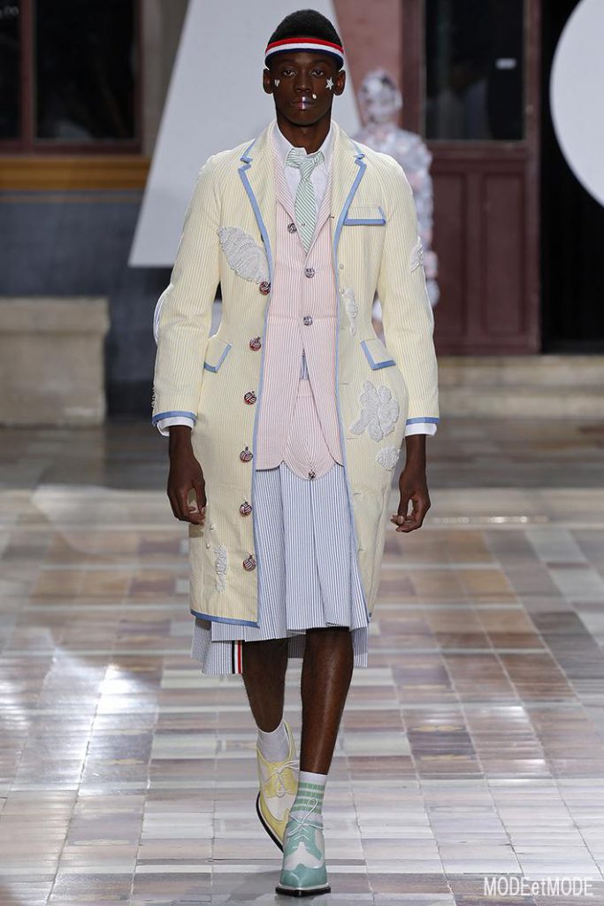 THOM BROWNE. MEN_ss20_032