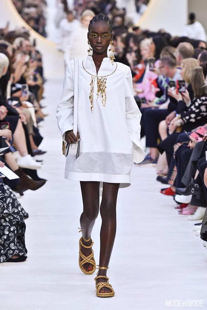Valentino_ss20_004