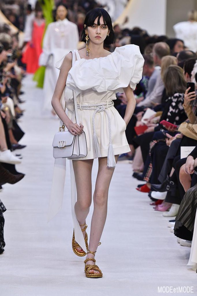Valentino_ss20_011