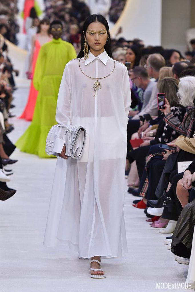 Valentino_ss20_012