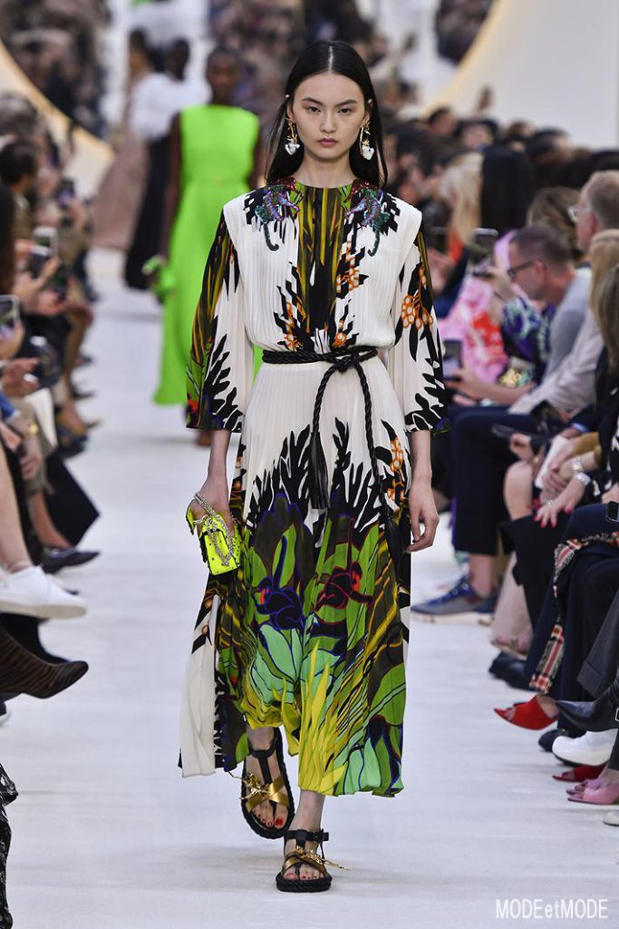 Valentino_ss20_026