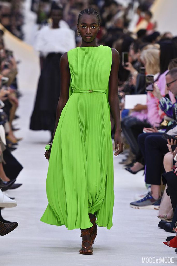 Valentino_ss20_027