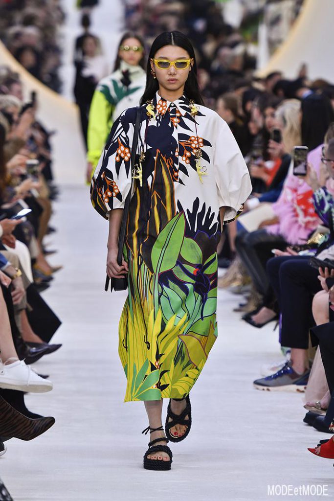 Valentino_ss20_029