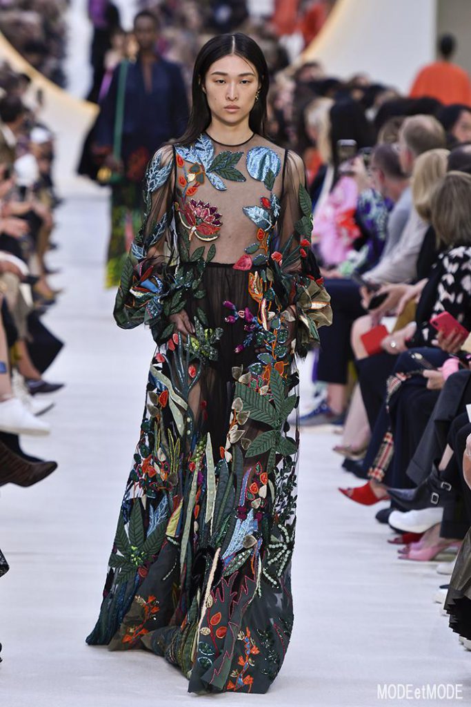 Valentino_ss20_047